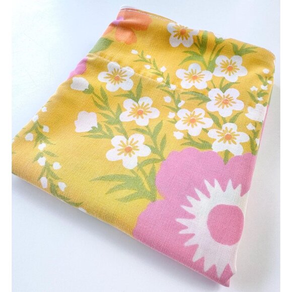 Vintage 70s single pillowcase, orange pink white flower power, modified zipped - Picture 10 of 10